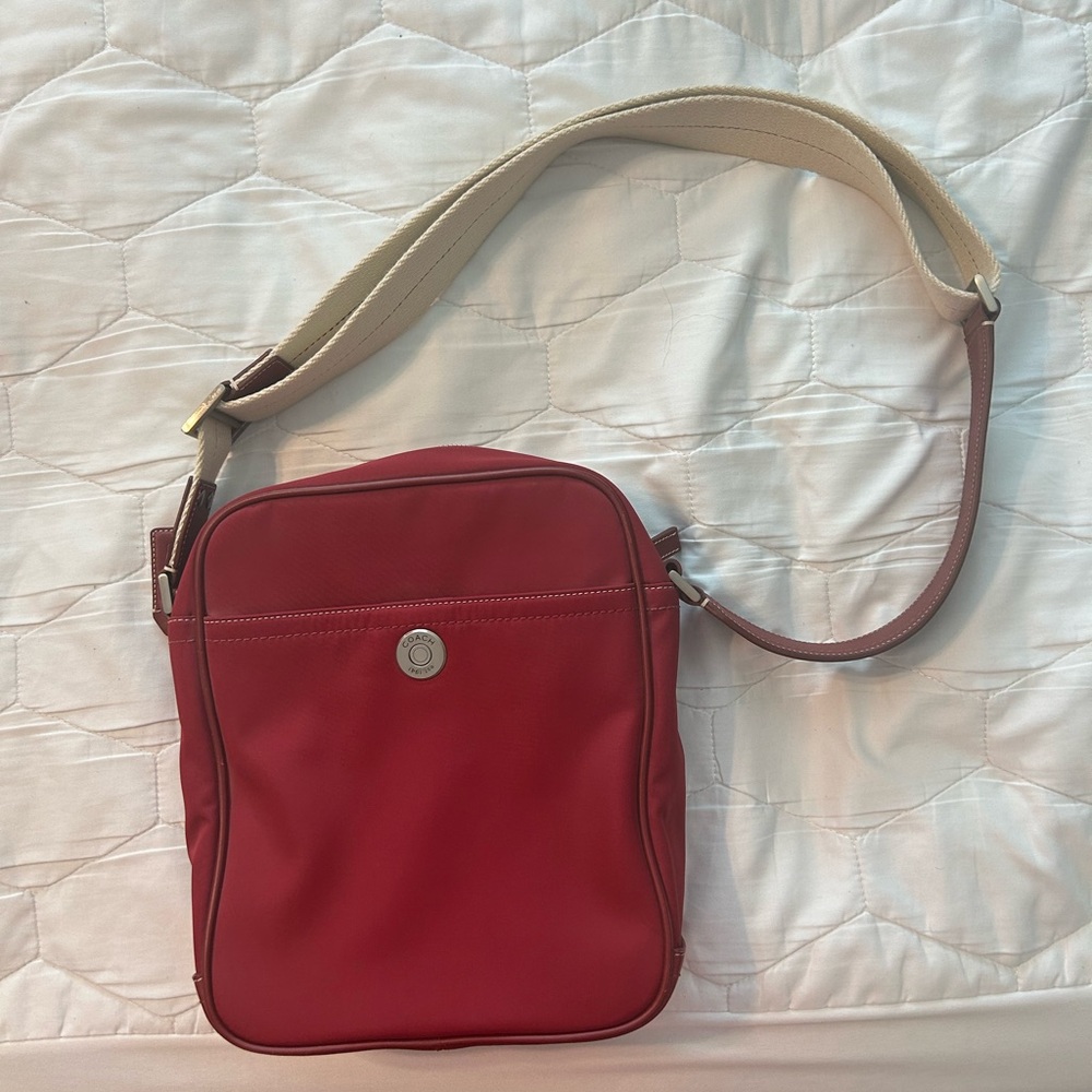 Coach MENS Flight bag- Exc condition- used 2 times- good for plane travel
